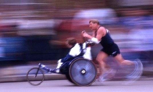 Team Hoyt Denver athletes racing together