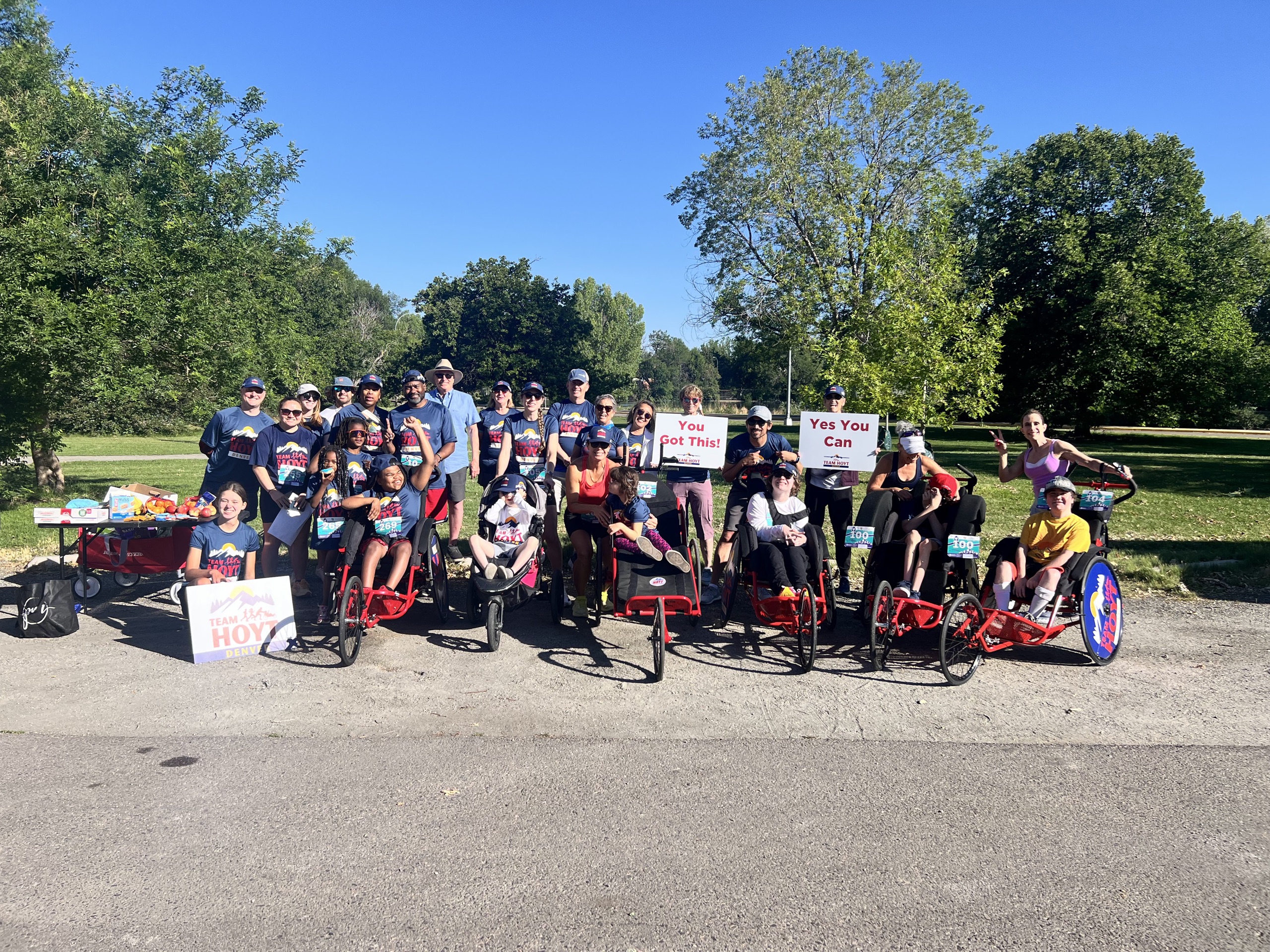 Team Hoyt Denver runners and riders on course